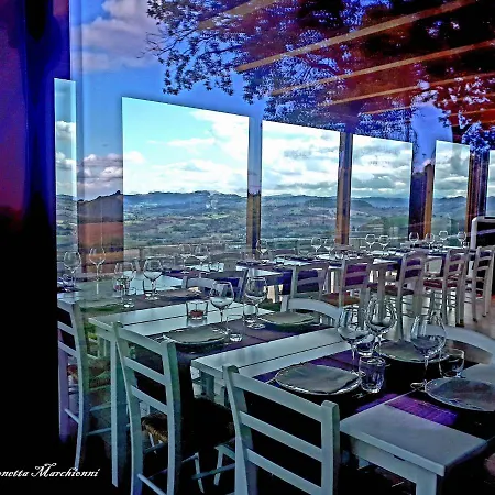 Farm stay Locanda Coldivino Serrapetrona
